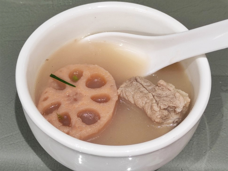 źŹ